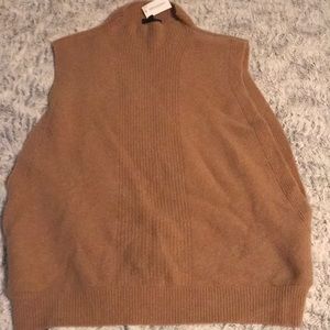 *New*Tan Banana Republic sleeveless sweater XL $32